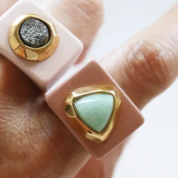 Ring - Picture 2 of 3